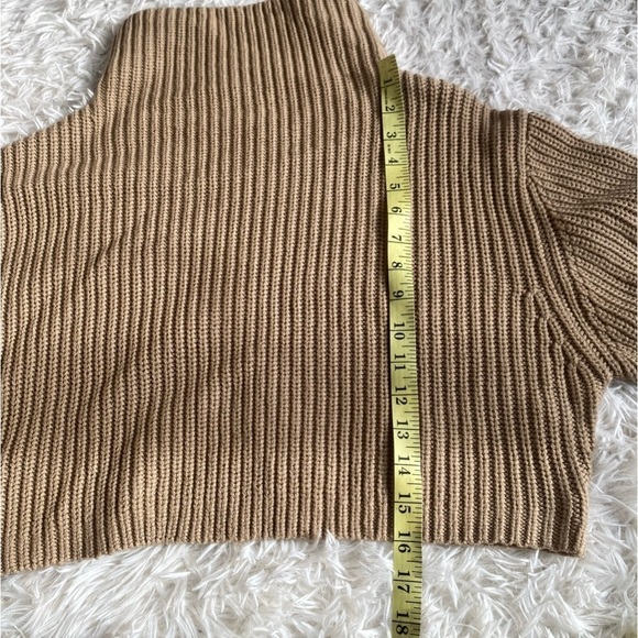 Aritzia Wilfred Montpellier Waist Turtleneck - Picture 4 of 8